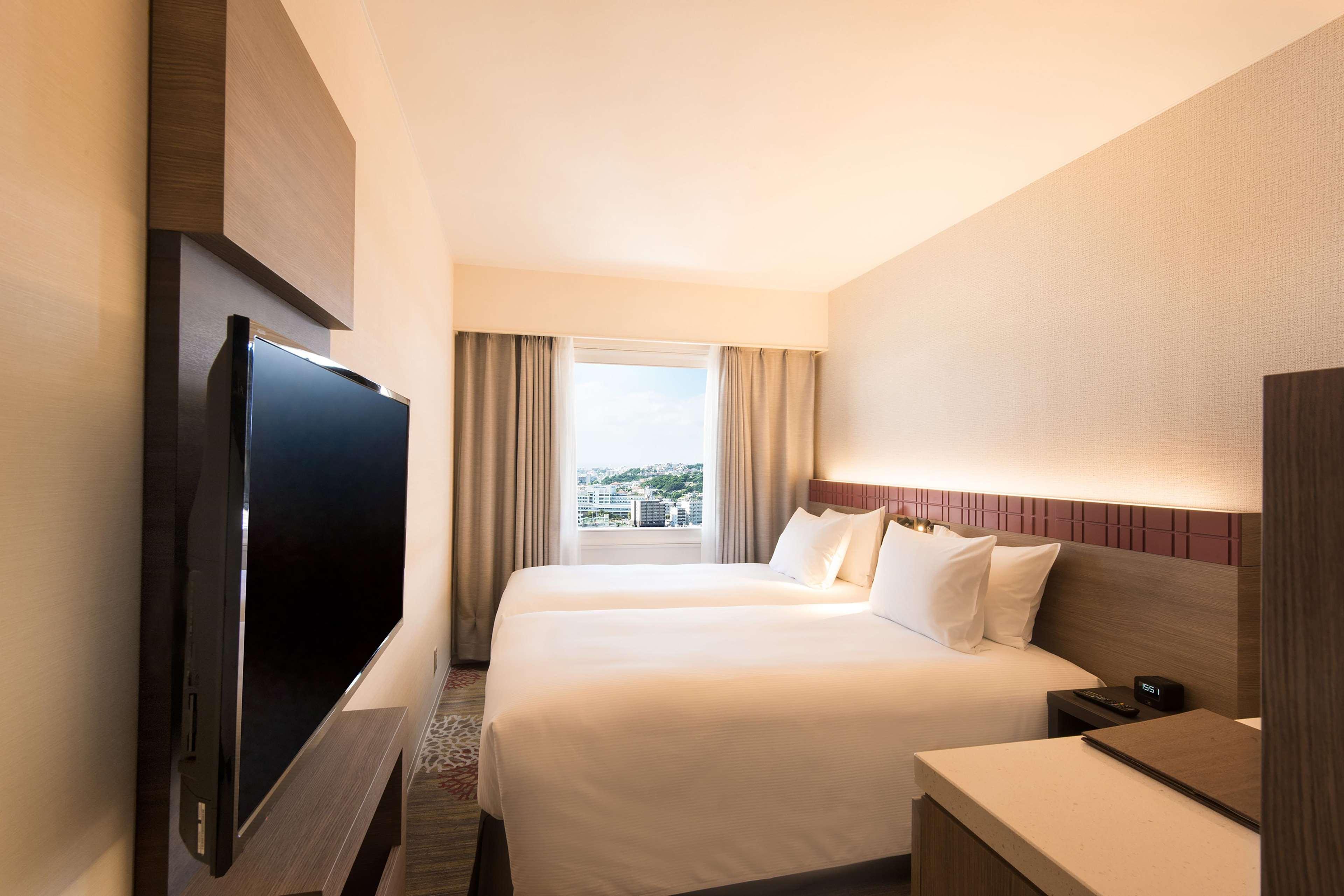 Doubletree By Hilton Naha Shuri Castle Eksteriør bilde