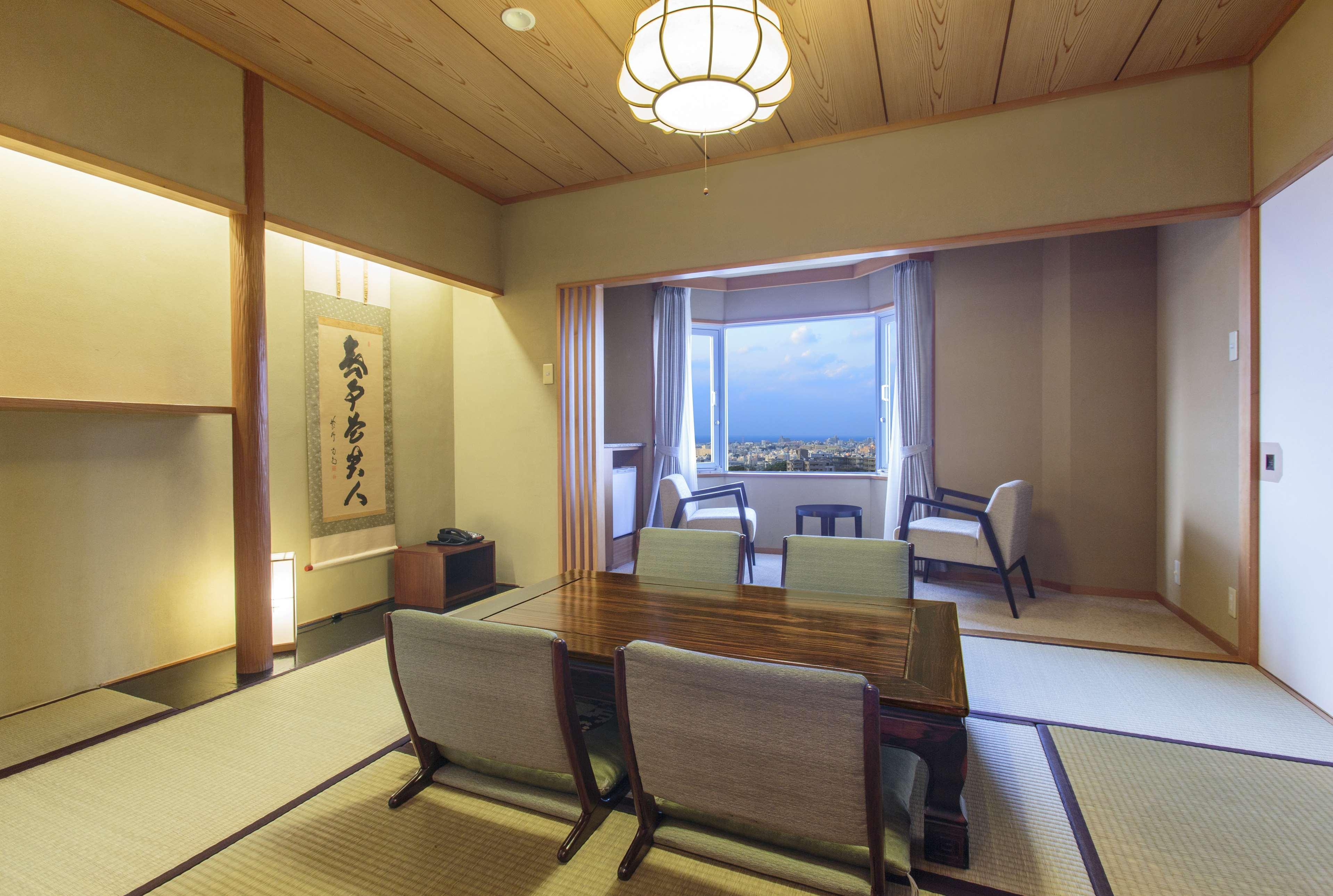 Doubletree By Hilton Naha Shuri Castle Eksteriør bilde