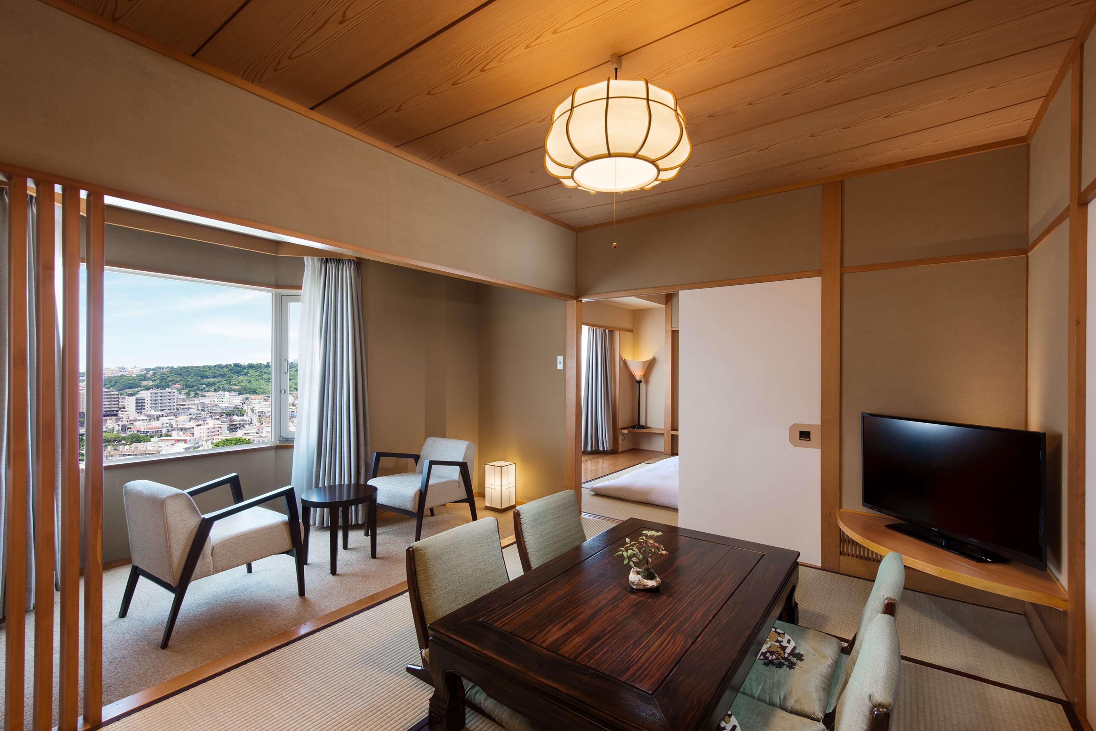 Doubletree By Hilton Naha Shuri Castle Eksteriør bilde