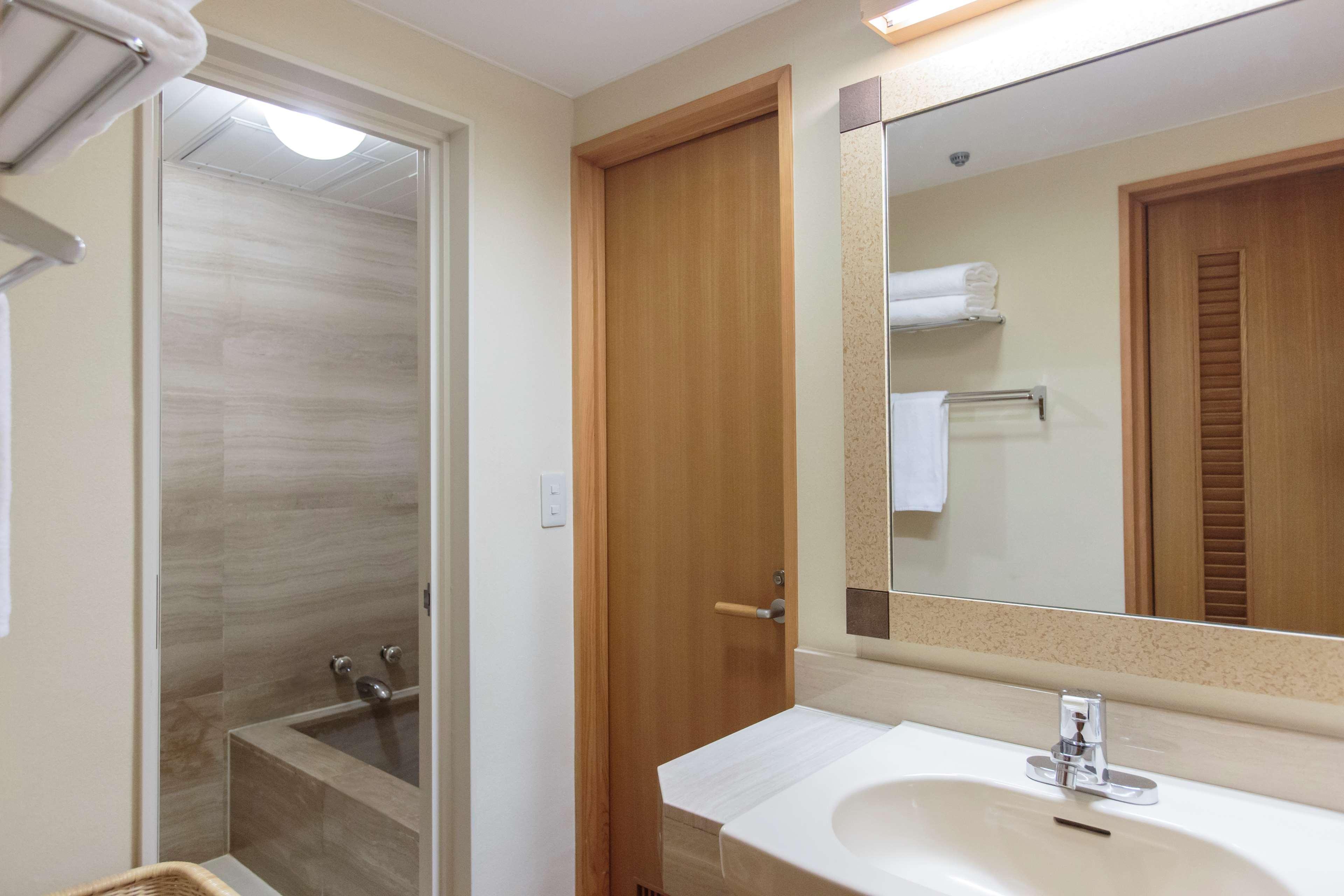 Doubletree By Hilton Naha Shuri Castle Eksteriør bilde