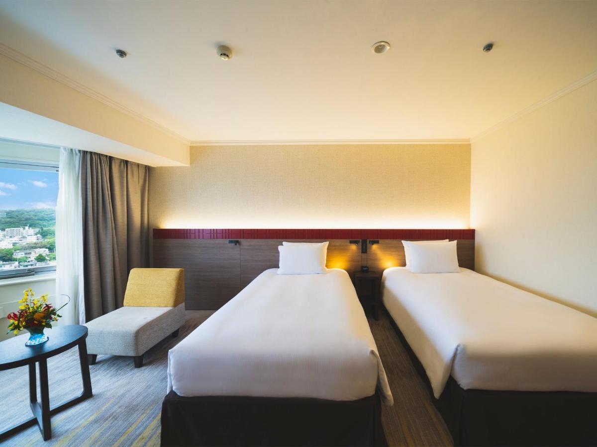 Doubletree By Hilton Naha Shuri Castle Eksteriør bilde